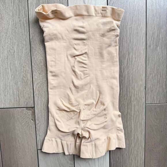 Skims tan and cream seamless - Picture 3 of 6